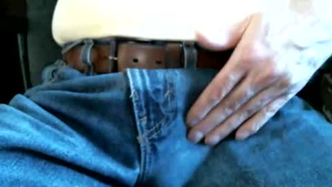 Snapshot of rangerrocks chatting on October 16, 7:59 pm rangerrocks online show from October 16, 7:59 pm