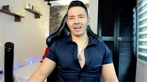 Jonas online show from December 31, 8:34 pm