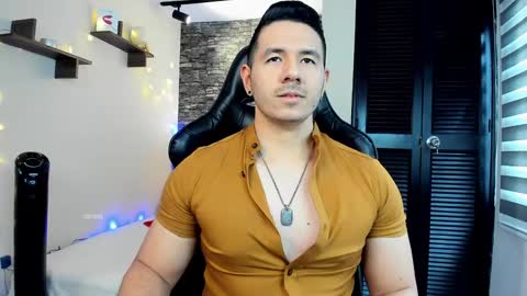 Jonas online show from January 1, 8:47 pm