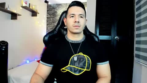 Jonas online show from January 3, 11:55 pm