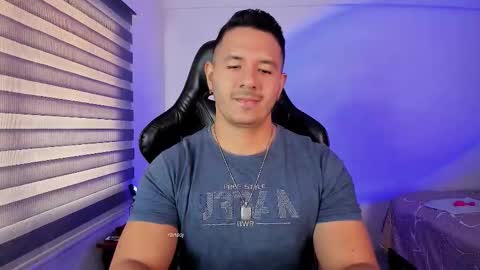 Jonas online show from November 12, 2:39 pm