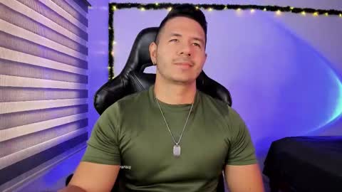 Jonas online show from February 25, 2:48 pm