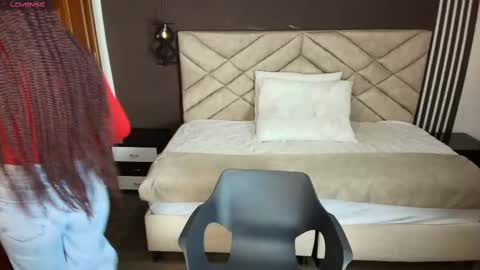 Raquel online show from February 11, 12:48 pm