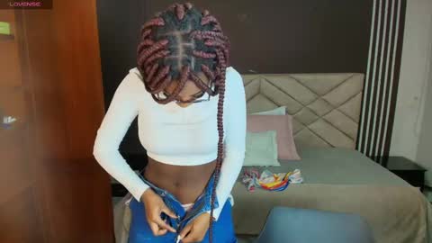 Raquel online show from February 19, 11:38 am