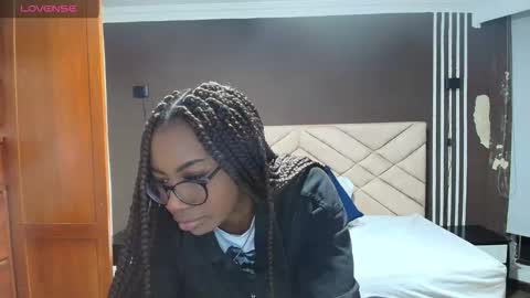 Raquel online show from January 6, 11:36 am