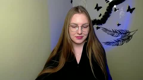 raspberry0101 online show from February 23, 5:50 pm