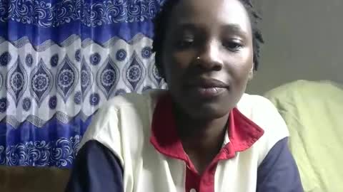 Snapshot of rasta_berry chatting on May 15, 7:48 am rasta online show from May 15, 7:48 am