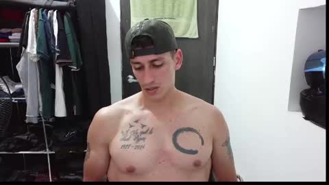 Snapshot of raul240335 chatting on May 15, 2:40 am Raul online show from May 15, 2:40 am