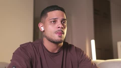 Snapshot of rausch77 chatting on December 20, 9:27 am rausch77 online show from December 20, 9:27 am