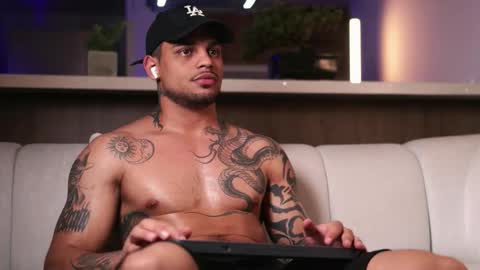 Snapshot of rausch77 chatting on January 11, 4:28 am rausch77 online show from January 11, 4:28 am