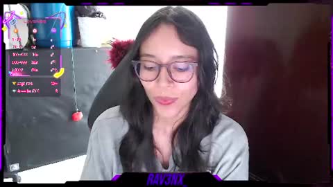 Snapshot of rav3nx_ chatting on July 28, 8:52 pm online show from July 28, 8:52 pm