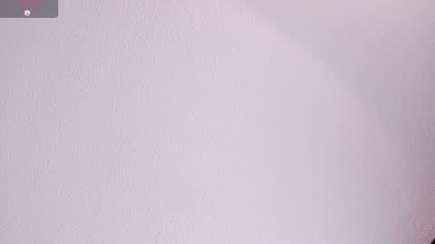 Snapshot of raven__white1 chatting on February 7, 10:20 pm Raven online show from February 7, 10:20 pm