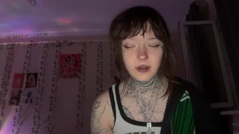 raven_armor online show from June 17, 6:31 pm