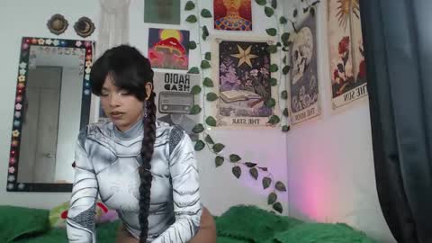 raven  online show from November 12, 10:41 pm