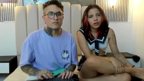 ravenandcody online show from September 9, 3:50 am