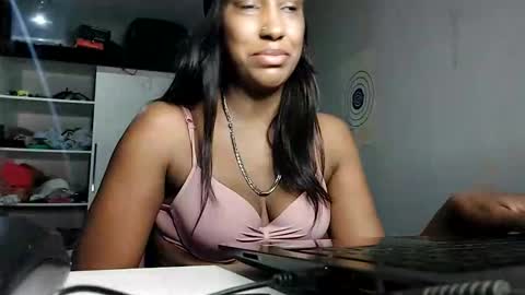 ravenbby online show from April 9, 2:33 am