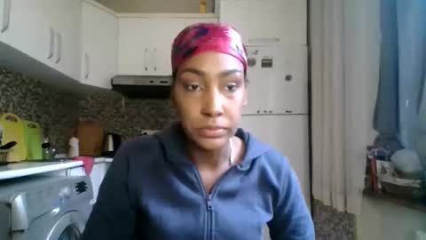 ravenbby online show from April 20, 8:39 am