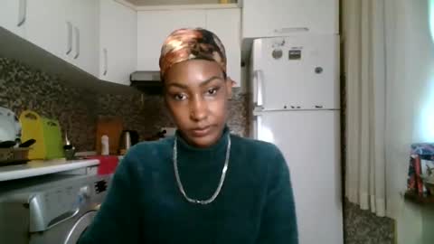 ravenbby online show from April 21, 8:42 am