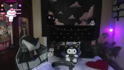 ravencollen online show from March 28, 7:57 pm