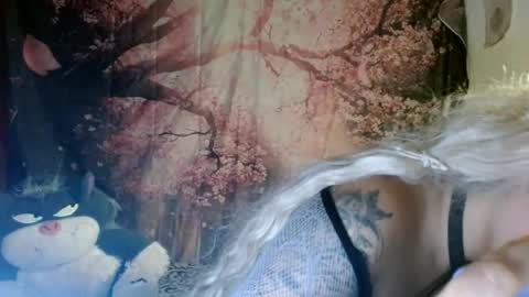 ravenlotus online show from June 30, 10:33 pm