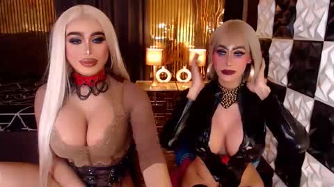 Snapshot of ravenmystiquex chatting on June 2, 4:58 am ravenmystiquex online show from June 2, 4:58 am