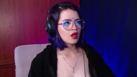 raventh_ online show from February 23, 12:02 pm