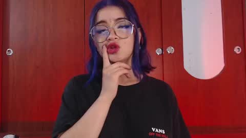Snapshot of raventh_ chatting on April 23, 12:29 pm raventh_ online show from April 23, 12:29 pm