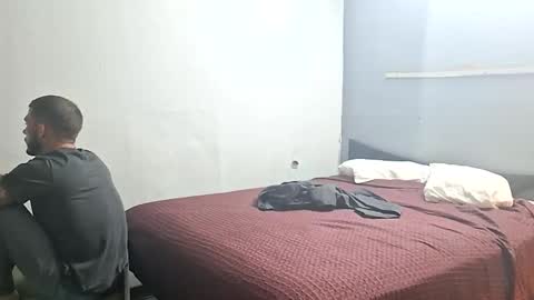 Snapshot of ravenwings5235 chatting on November 9, 7:50 am ravenwings5235 online show from November 9, 7:50 am