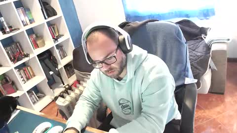 ravingr3d3 online show from November 21, 9:19 am