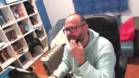 ravingr3d3 online show from March 22, 10:24 pm