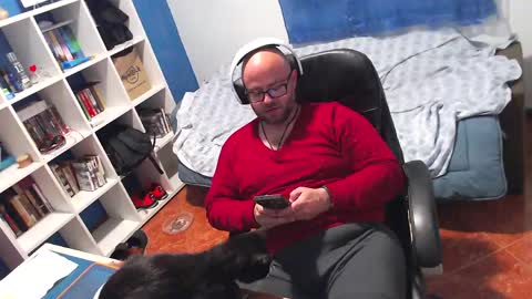 ravingr3d3 online show from April 10, 11:20 pm