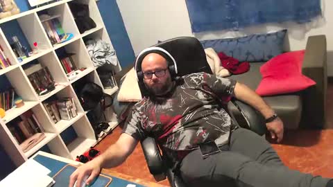 Snapshot of ravingr3d3 chatting on April 22, 11:50 pm ravingr3d3 online show from April 22, 11:50 pm