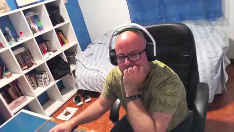 Snapshot of ravingr3d3 chatting on April 24, 11:40 pm ravingr3d3 online show from April 24, 11:40 pm