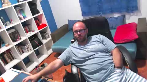 Snapshot of ravingr3d3 chatting on June 7, 1:21 am ravingr3d3 online show from June 7, 1:21 am