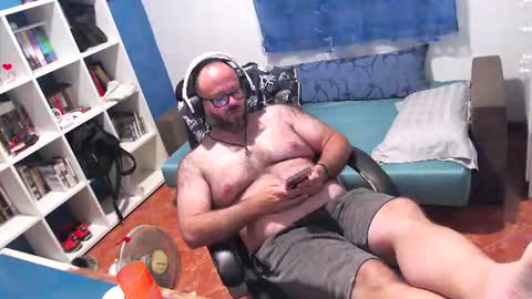 Snapshot of ravingr3d3 chatting on July 18, 11:08 pm ravingr3d3 online show from July 18, 11:08 pm
