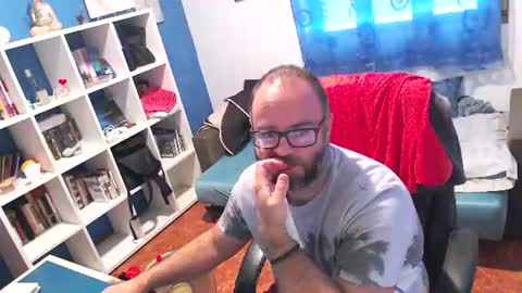 Snapshot of ravingr3d3 chatting on July 23, 8:56 am ravingr3d3 online show from July 23, 8:56 am