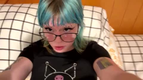 Ravynn 3 online show from September 8, 6:40 pm