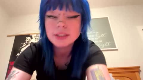 Ravynn 3 online show from October 31, 2:07 pm