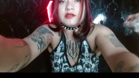 Snapshot of raw_velvet chatting on June 16, 11:51 pm Anny and Spike online show from June 16, 11:51 pm