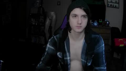 Snapshot of rawbierotten chatting on December 5, 5:05 am Robby Rotten online show from December 5, 5:05 am