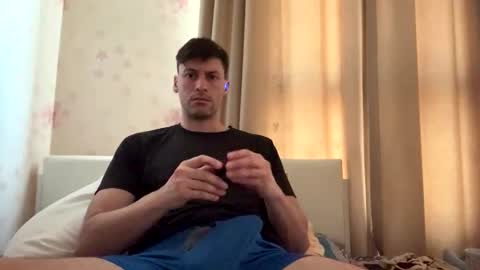 Snapshot of rawdr3 chatting on December 3, 12:18 am rawdr3 online show from December 3, 12:18 am