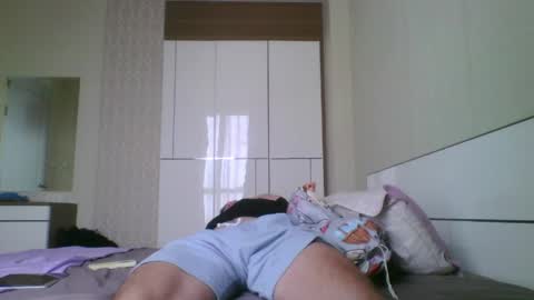 rawdr3 online show from April 22, 6:05 am