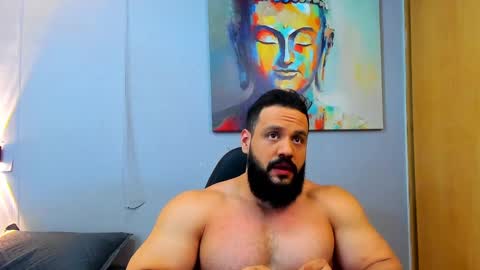 Snapshot of rawmathews chatting on December 8, 12:51 am rawmathews online show from December 8, 12:51 am