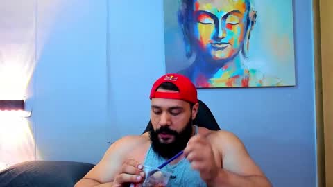 Snapshot of rawmathews chatting on December 13, 3:05 am rawmathews online show from December 13, 3:05 am