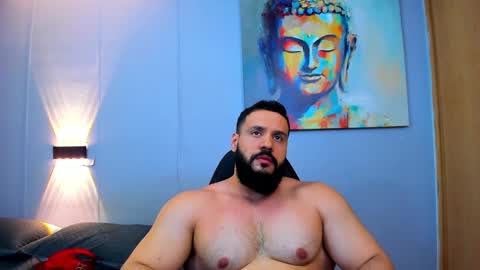 Snapshot of rawmathews chatting on December 31, 1:15 am rawmathews online show from December 31, 1:15 am