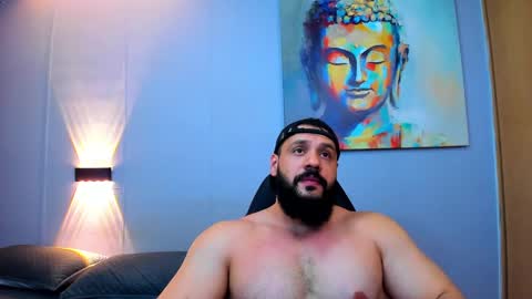 Snapshot of rawmathews chatting on January 7, 5:54 am rawmathews online show from January 7, 5:54 am