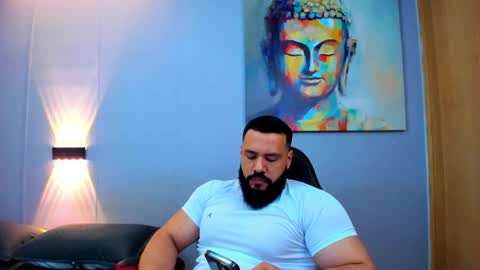 Snapshot of rawmathews chatting on January 14, 4:15 am rawmathews online show from January 14, 4:15 am