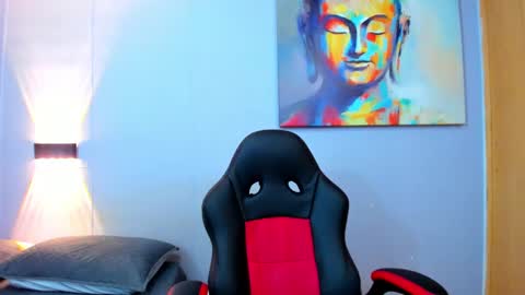 Snapshot of rawmathews chatting on February 3, 7:51 am rawmathews online show from February 3, 7:51 am