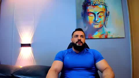 Snapshot of rawmathews chatting on February 9, 9:05 am rawmathews online show from February 9, 9:05 am