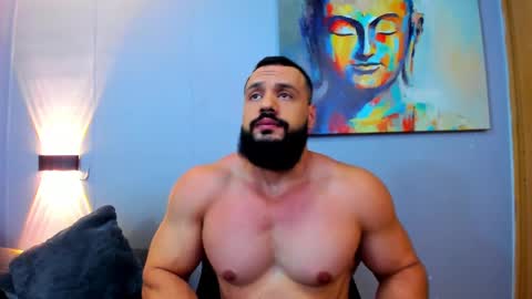 Snapshot of rawmathews chatting on February 23, 2:07 am rawmathews online show from February 23, 2:07 am